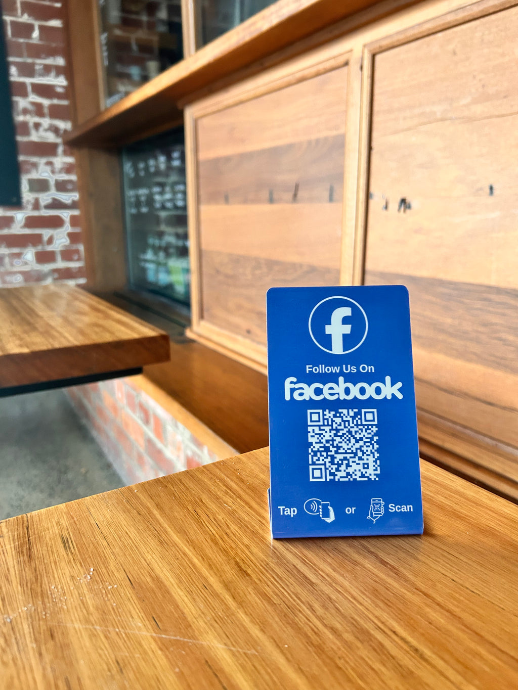 Facebook NFC page card
